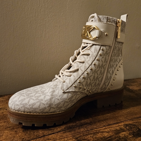 Michael Kors Kincaid Logo Studded Combat Boot Vanilla/Cream - Picture 3 of 5